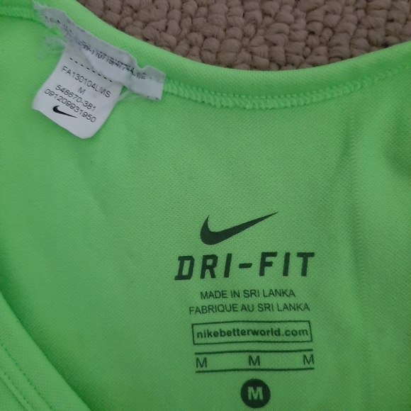 Nike Pro Hypercool Tank - Picture 3 of 3